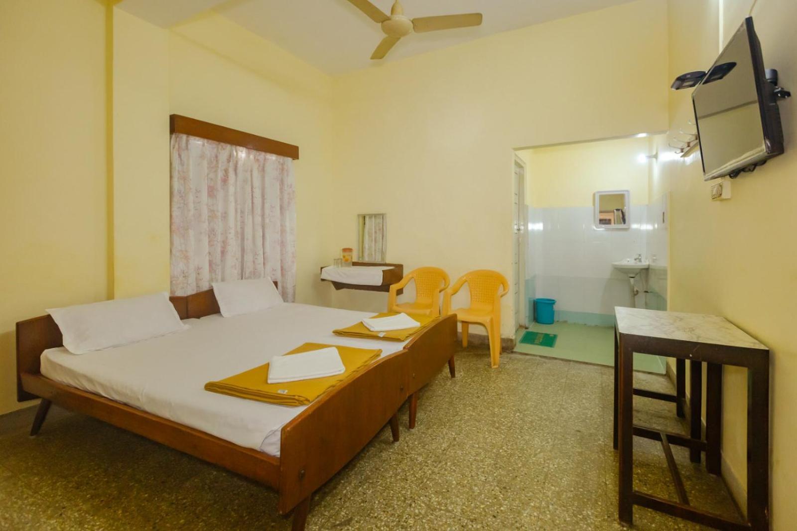 Sri Ramakrishna Hotel Bangalore Exterior foto